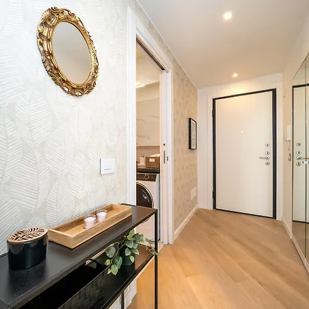Apartman Arco Della Pace - Elegant For 3 Guests *